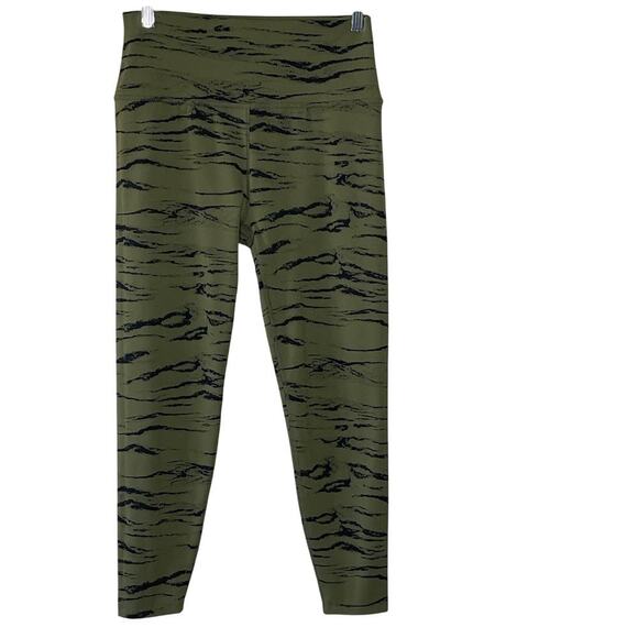 Beyond‎ Yoga High Waisted Midi Legging In Olive Wood Jacquard Size XL - Picture 1 of 7